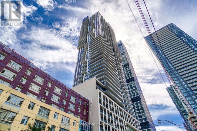 Building Photo - 251 Jarvis St