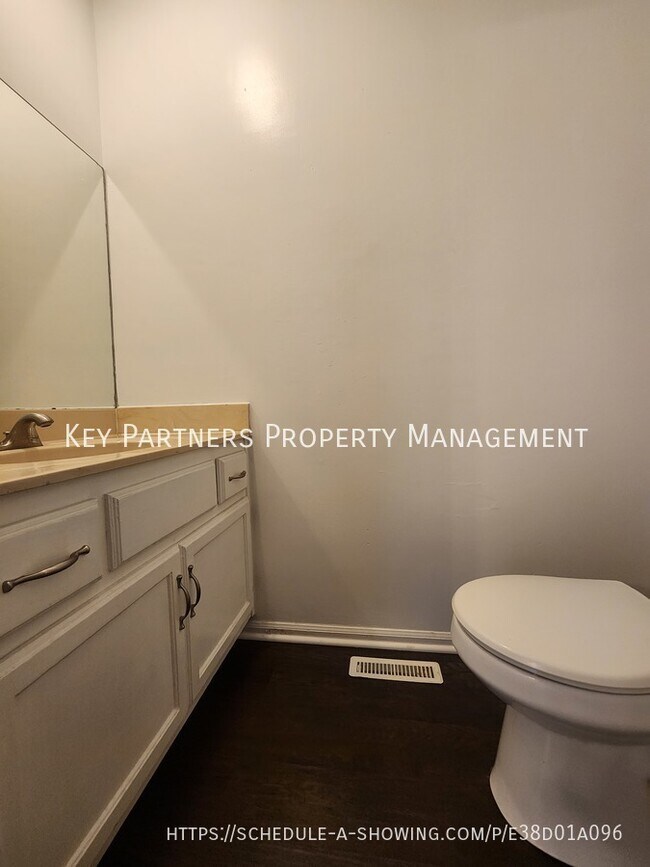 Foto del edificio - 1719 SW Parkridge Dr
