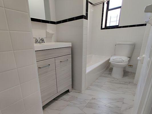 Foto del edificio - 1 bedroom in Bronx NY 10452