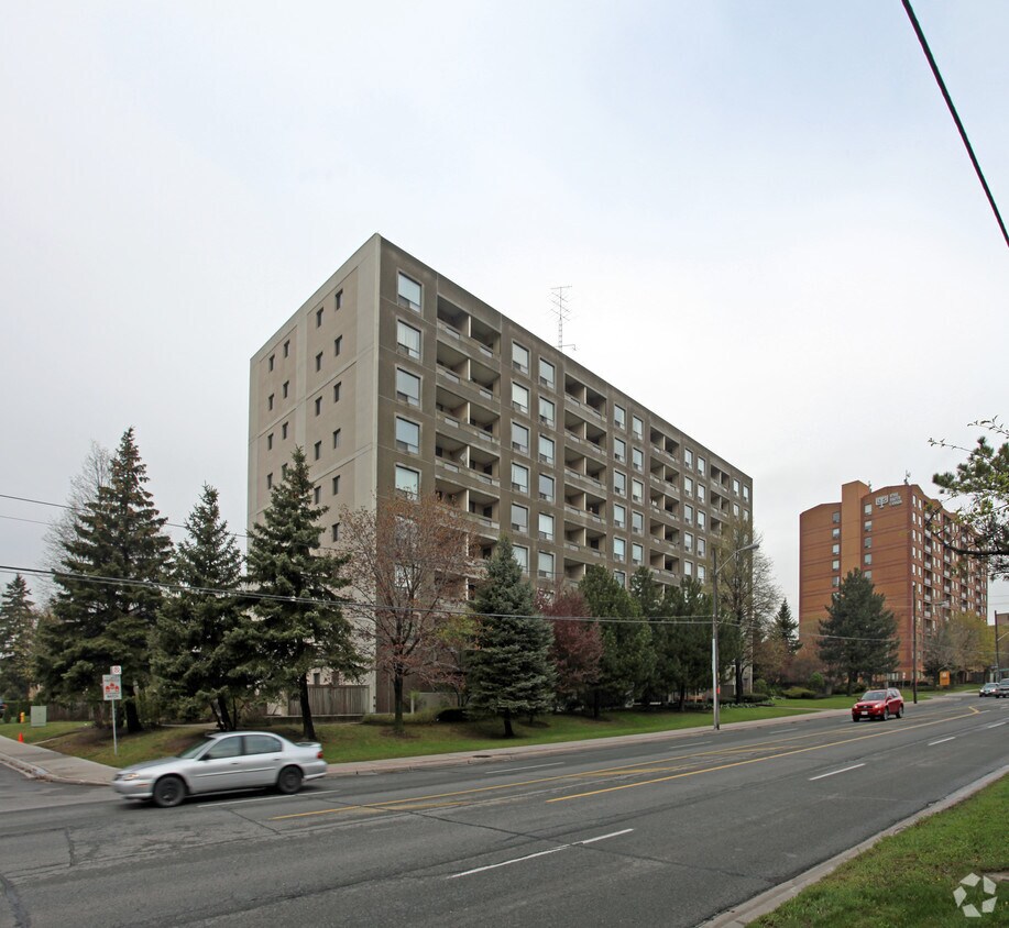 Photo du bâtiment - Upper Canada Lodge B'nai B'rith Senior Citi