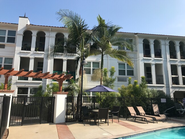 Covered Balcony - Parkview Living Apartments