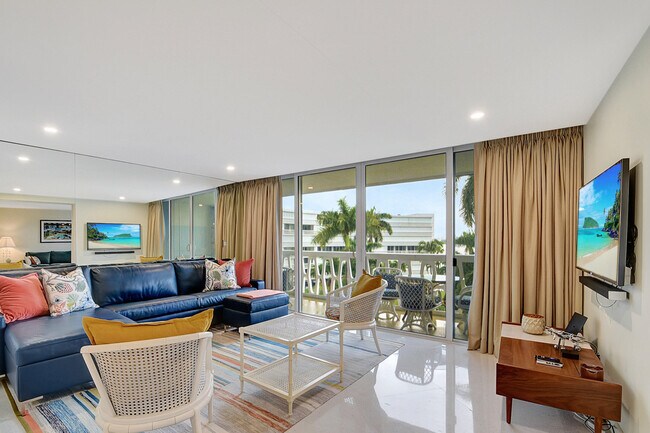 Building Photo - 2505 S Ocean Blvd