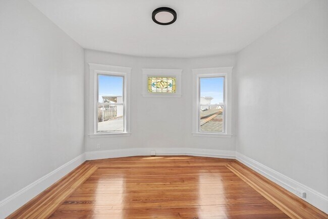 Foto del edificio - 33 Harbor View St