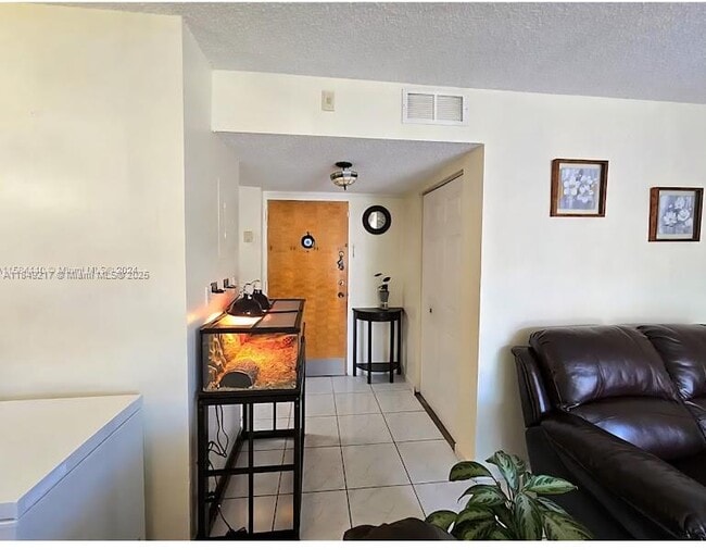 Foto del edificio - 2075 SW 122nd Ave