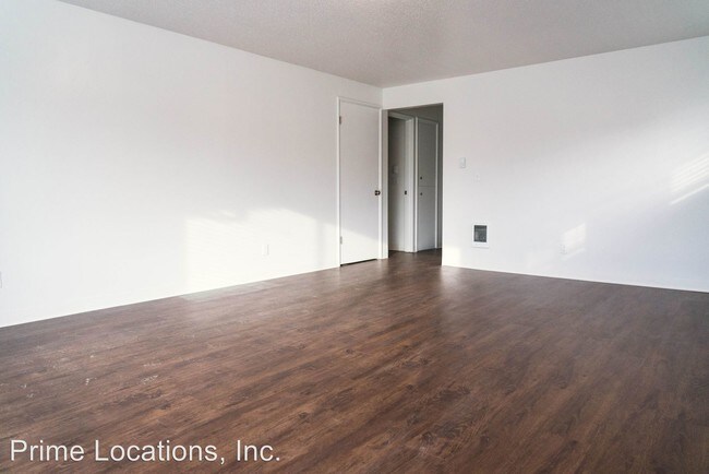 Foto del edificio - 1102-1122 10th Ave SE