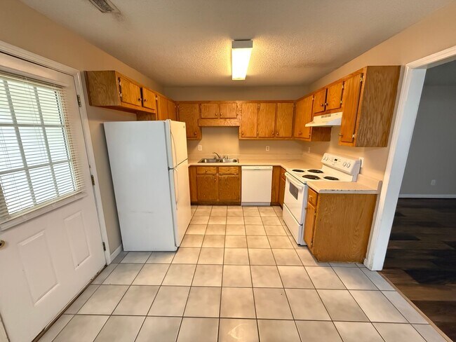 Foto del edificio - 84 Dodd Blvd SE