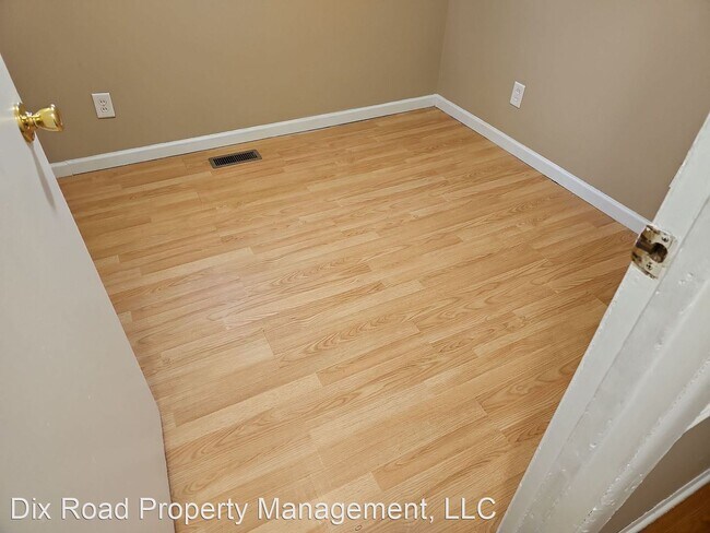 Foto del edificio - 3 br, 1.5 bath House - 6549 Canastota Drive,