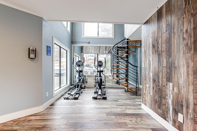 Building Photo - Elevate Twenty Three