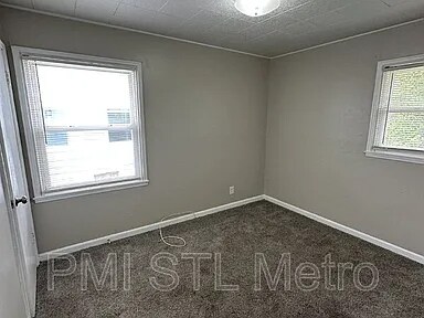 Foto del edificio - 452 Midlothian Rd