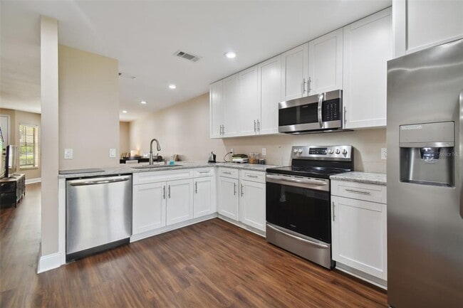Building Photo - 5100 Burchette Rd