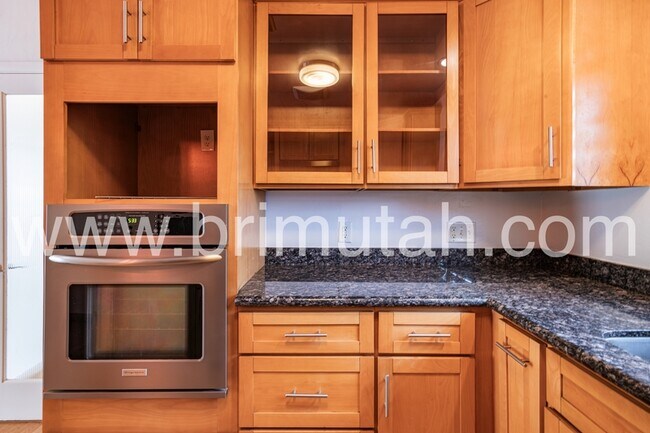 Foto del edificio - 1785 S 2600 E