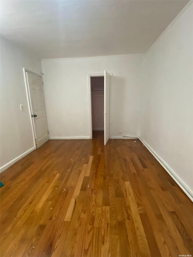 Foto del edificio - 93-02 177th St