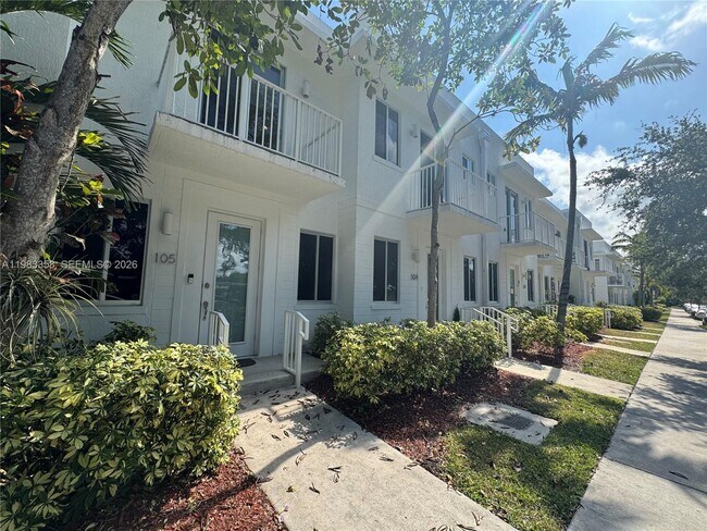 Foto del edificio - 2630 NE 213th St