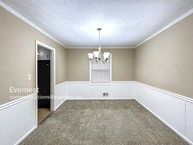 Foto del edificio - 3780 Cedar Hurst Way