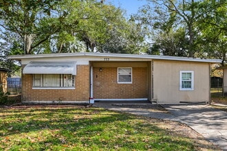 Building Photo - 773 Prospect St