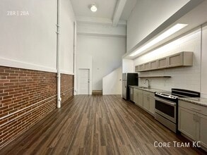 Building Photo - 1810 Madison Ave
