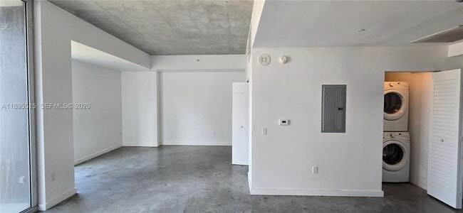 Foto del edificio - 151 SE 1st St