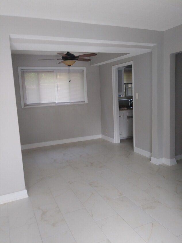 Foto principal - 2366 S Patterson Blvd