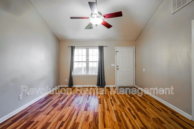 Building Photo - 62 Lullwater Ct