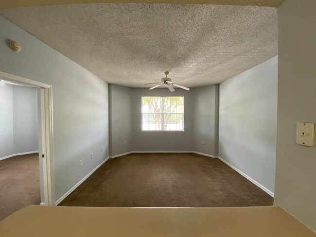 Foto del edificio - 10831 Windsor Walk Dr