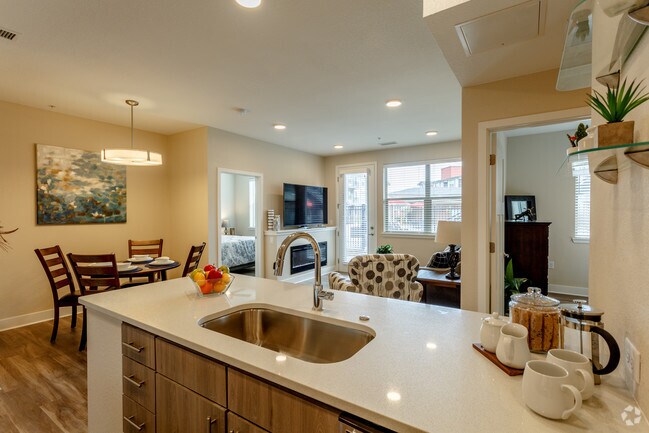 2HAB, 2BA - 924 ft² - Eagles Peak - 55+ Active Adult Community