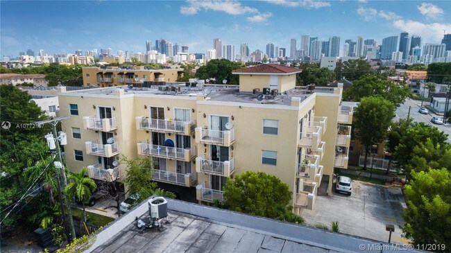 Foto del edificio - 1145 SW 6th St