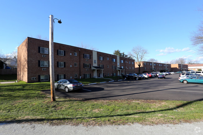 Foto del edificio - Meadowbrook Apartments