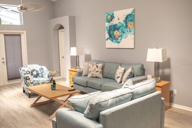 Building Photo - 2577 Oneida Loop