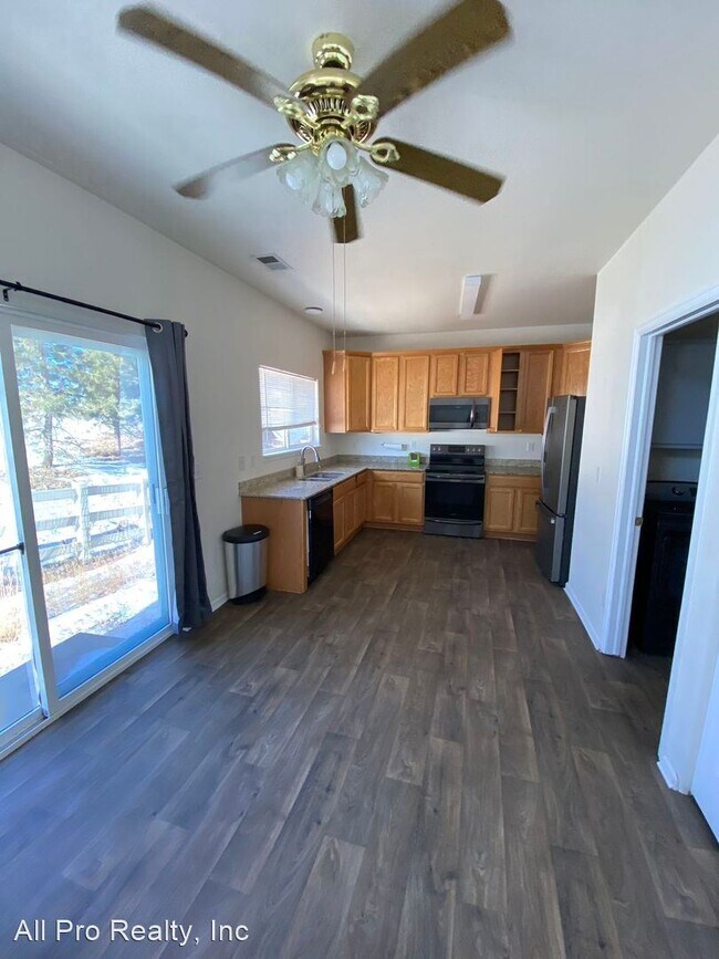 Building Photo - 3 br, 2 bath House - 15278 E Cedar Pl