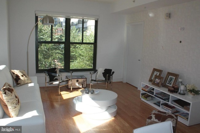 Foto del edificio - 1 br, 1 bath Condo - The Whitman Condominiums