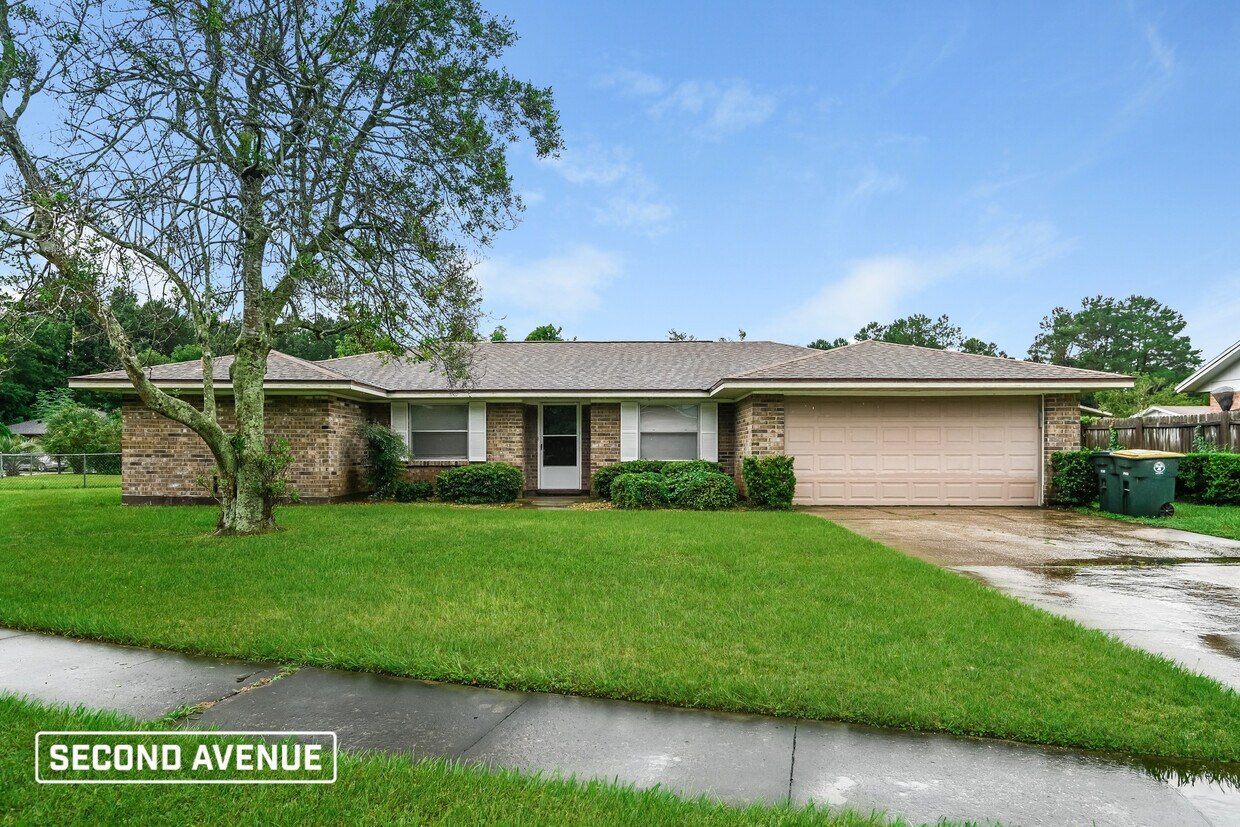 Foto principal - 11976 Alden Trace Blvd N