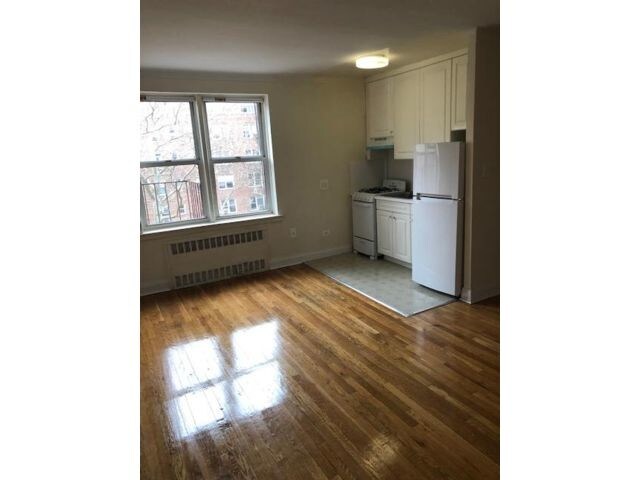 Foto del edificio - 2795 Shore Pkwy