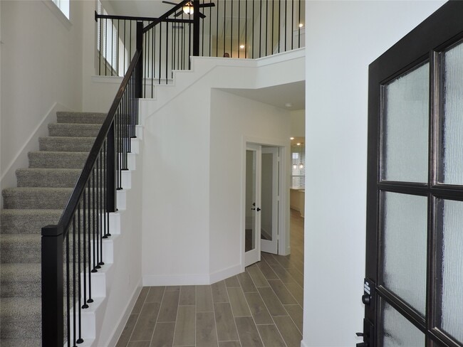 Building Photo - 12846 Meadow Wind Wy