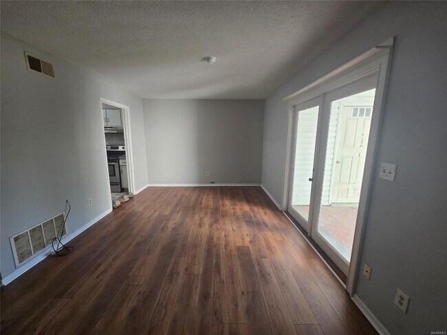 Foto del edificio - 3152 Gentilly Ct
