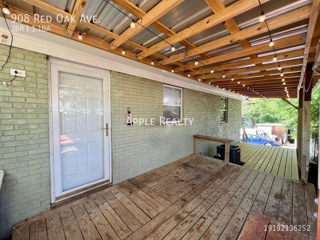 Building Photo - 908 Red Oak Ave. - Available June 14