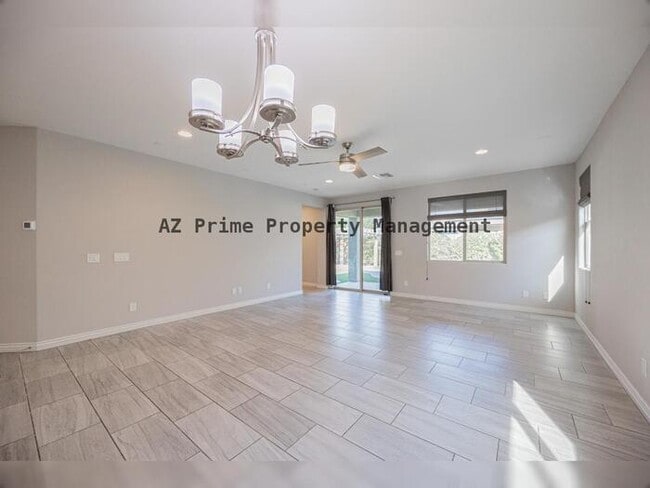 Building Photo - 2612 W Perola Dr