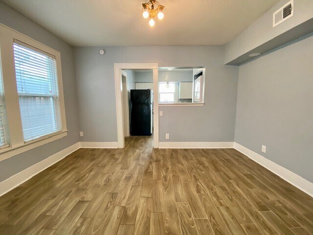 Foto del edificio - 1302 W Pierce St