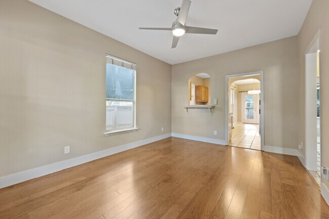 Foto del edificio - 57 Waller St