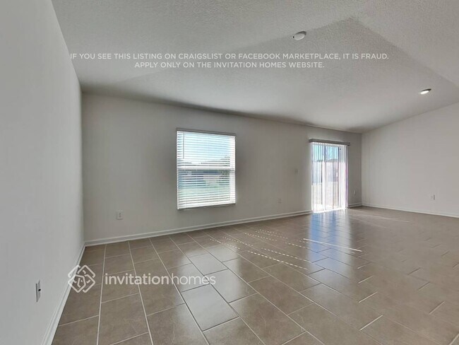 Building Photo - 4060 Tug Hl Ln