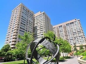 Building Photo - 5500 Friendship Blvd