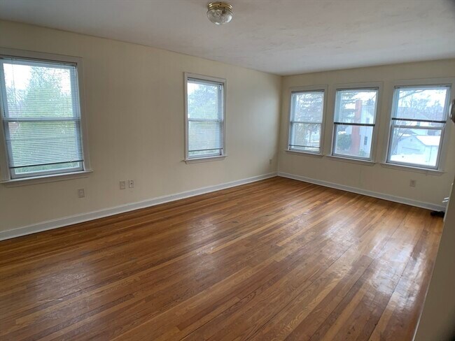 Building Photo - 30 Ebbett Ave