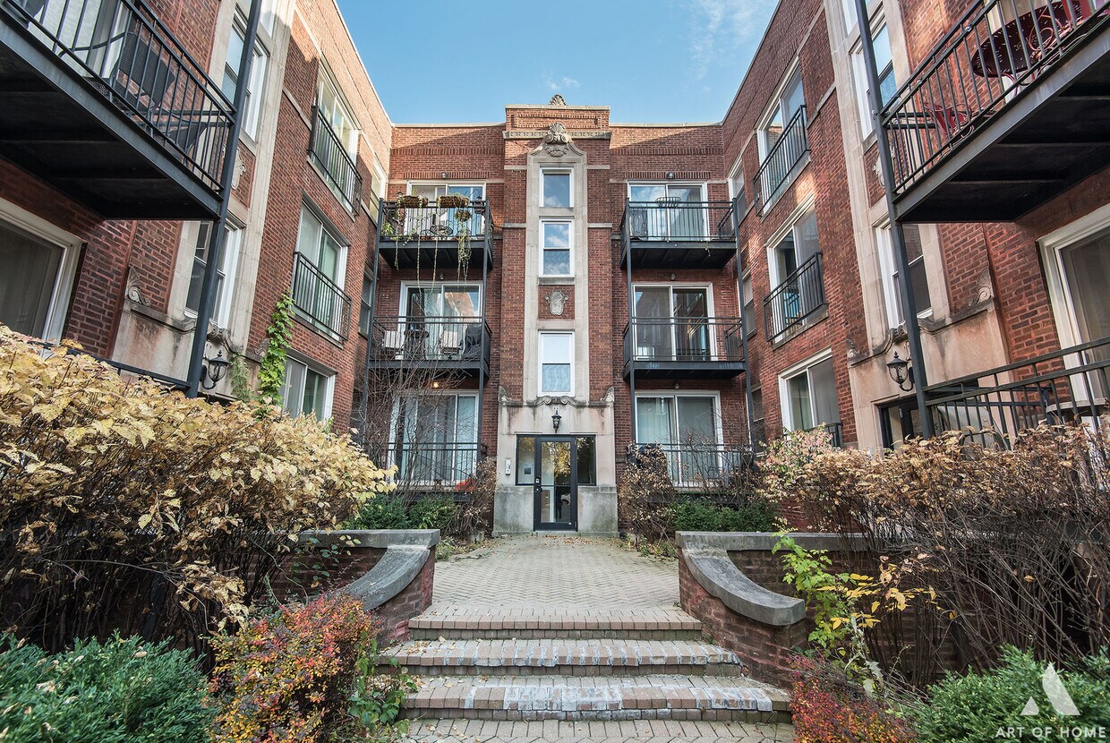 Foto principal - 3707 N Kenneth Ave