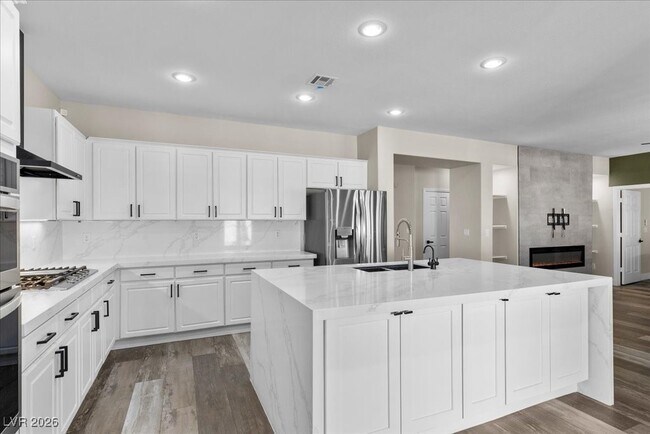 Foto del edificio - 10744 New Boro Ave