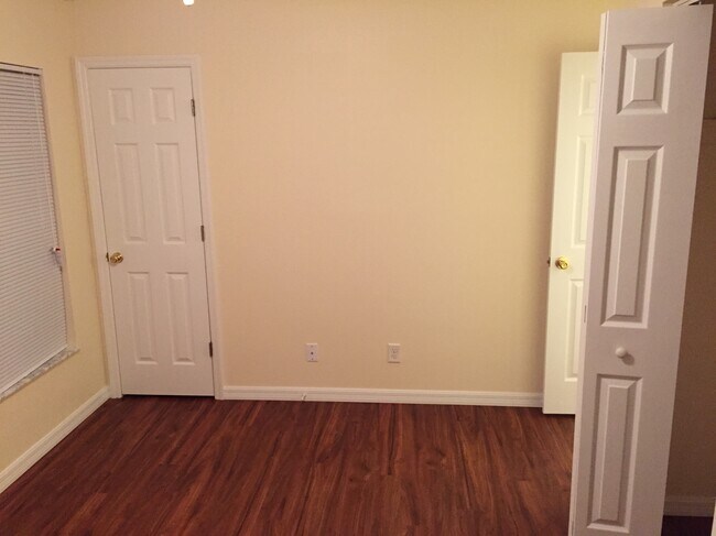 Foto del edificio - 845 Pearl St,