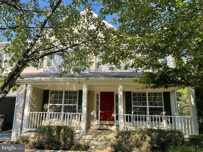 Building Photo - 8213 Tenbrook Dr