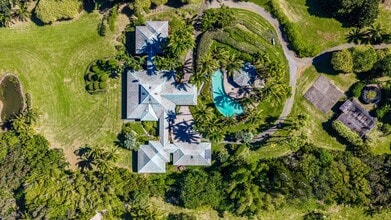 Building Photo - 275 Haumana Rd