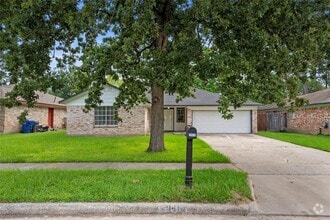 Building Photo - 29410 Sedgefield St