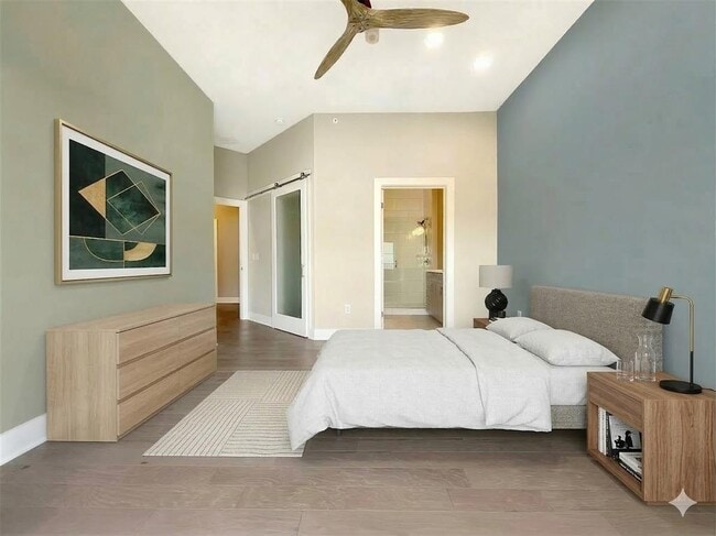 Building Photo - 908 Nueces St