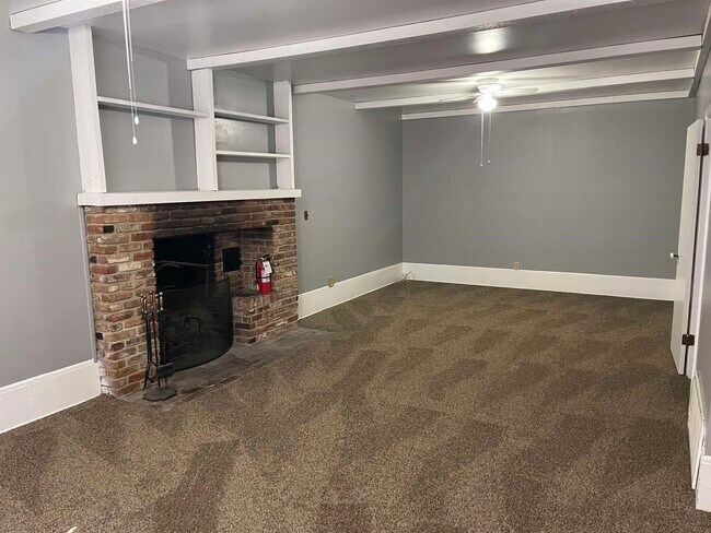 Foto del edificio - 3420 N Monroe St