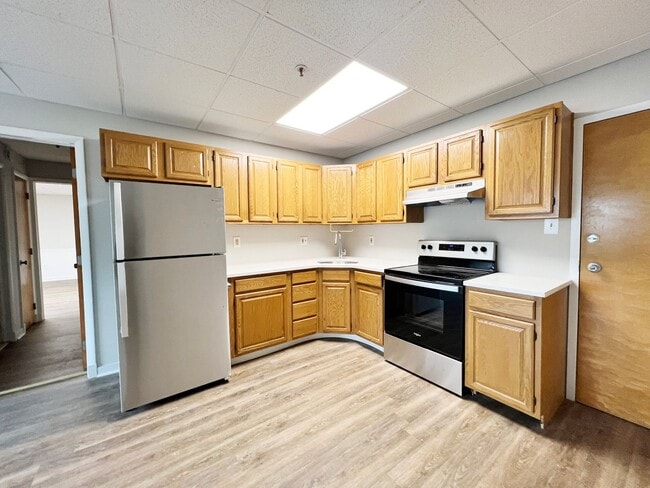Interior Photo - 829-833 Conestoga Road